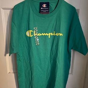 Champion t-shirt